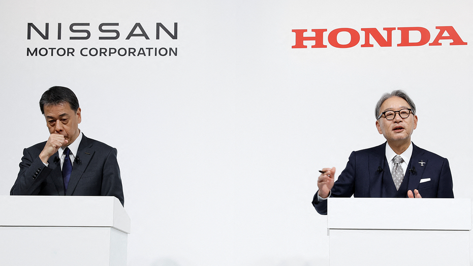 Makoto Uchida, Director, Representative Executive Officer, President and CEO of Nissan Motor Corporation and Toshihiro Mibe, Director, President and Representative Executive Officer of Honda